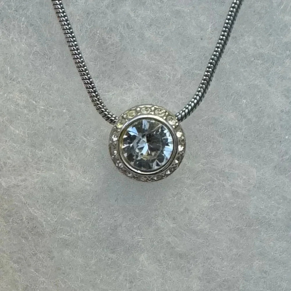 Swarovski Silver Necklace with Clear Crystal Pendant - Picture 4 of 5